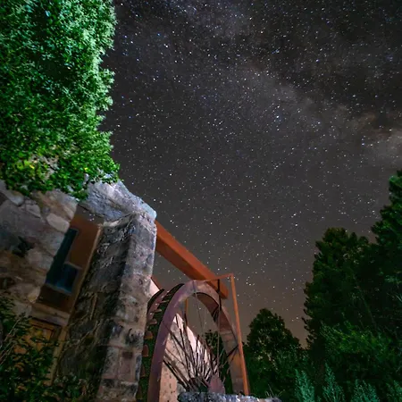 At La Abuela Antonia-la Casina * Torre de Don Miguel